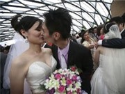Bóng đá anh, ngoại hạng anh, lịch thi đấu euro 2012, Đài Loan: Hơn 100 đôi kết hôn tập thể vì ngày đẹp
